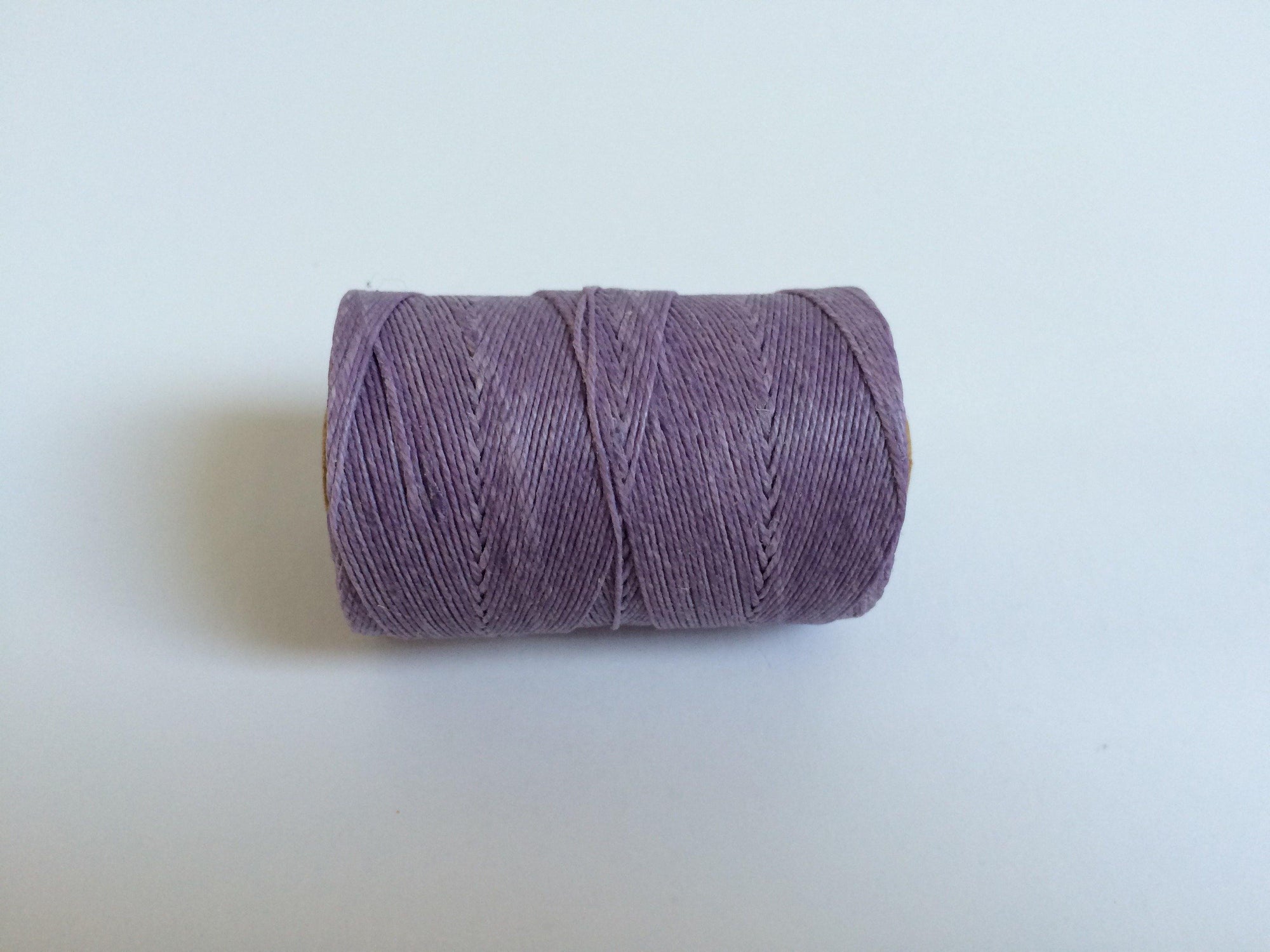 gewachstes Leinengarn / Irish Waxed Linen Farbe 21 lavender 0.5 mm