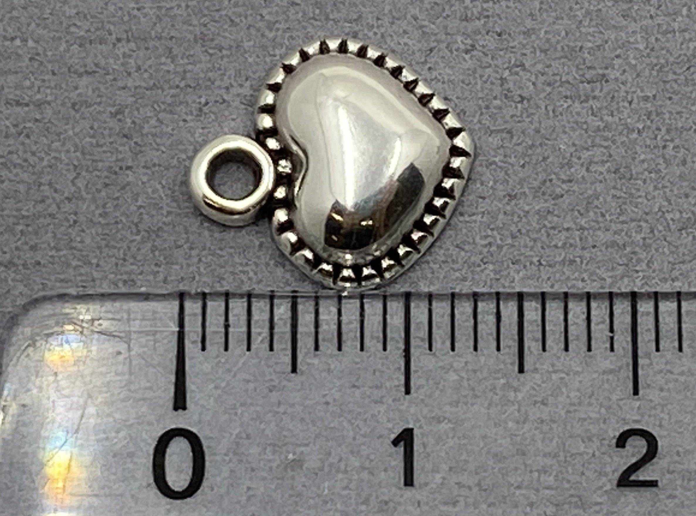 Anhänger Metall Herz 13 mm, Farbe altsilber - bead&more