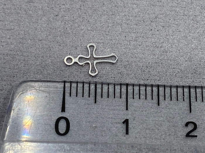 Anhänger Metall "Kreuz" 9 mm, Farbe silber