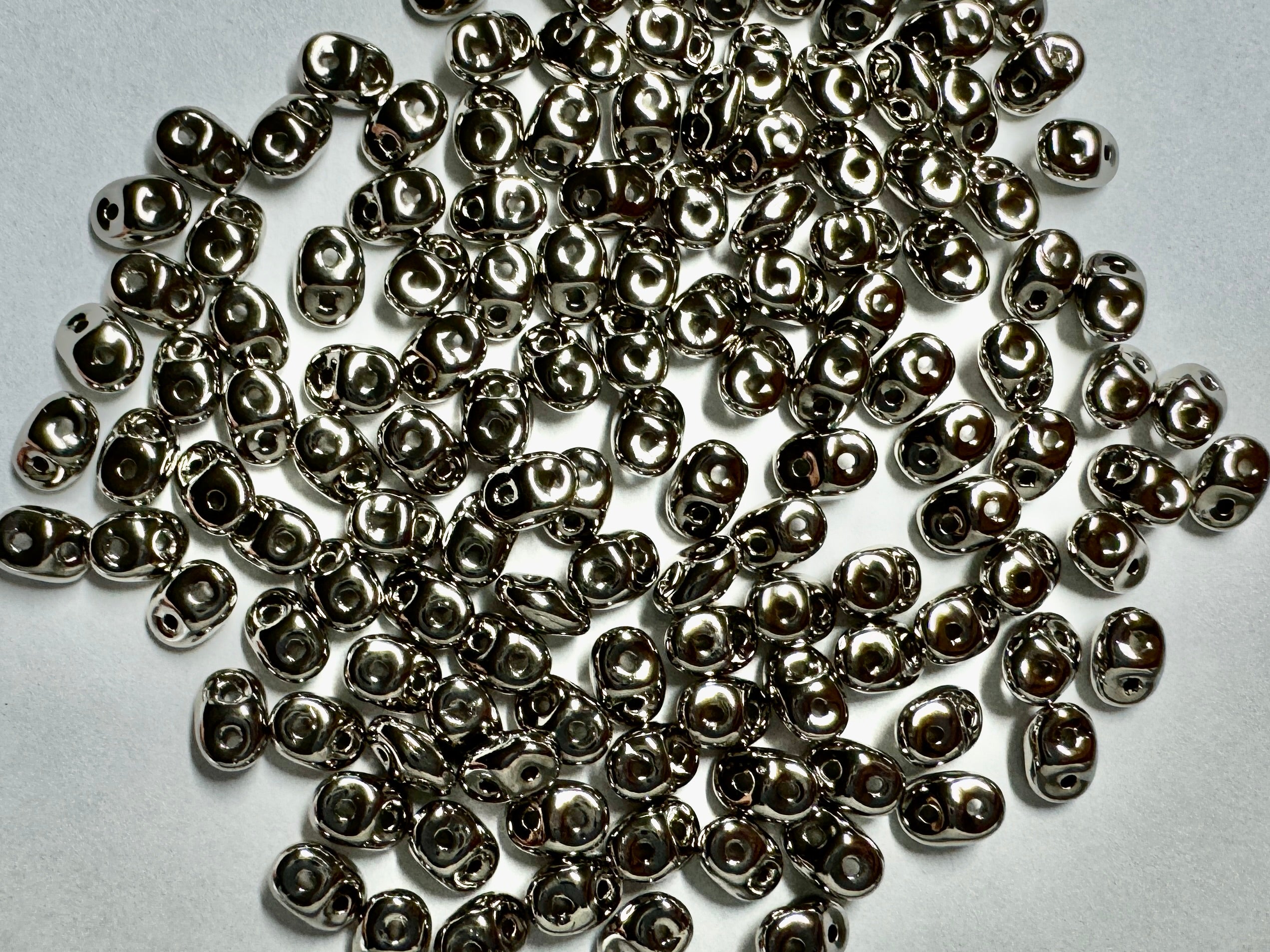 Superduo Matubo Glasperlen 2.5 x 5 mm Farbe 53 Nickel Plate