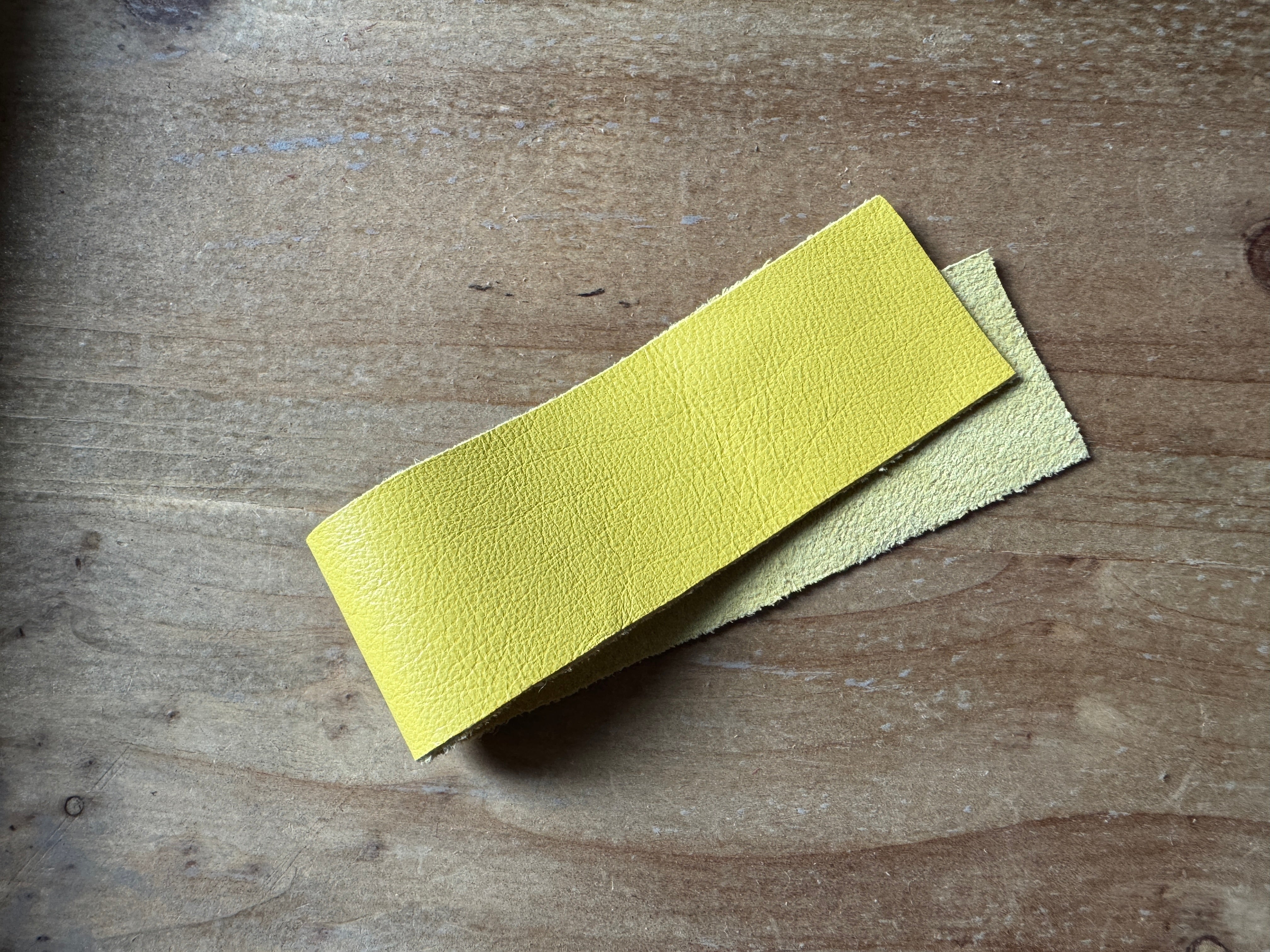 Lanières de cuir 3 cm - coloris 01 citron