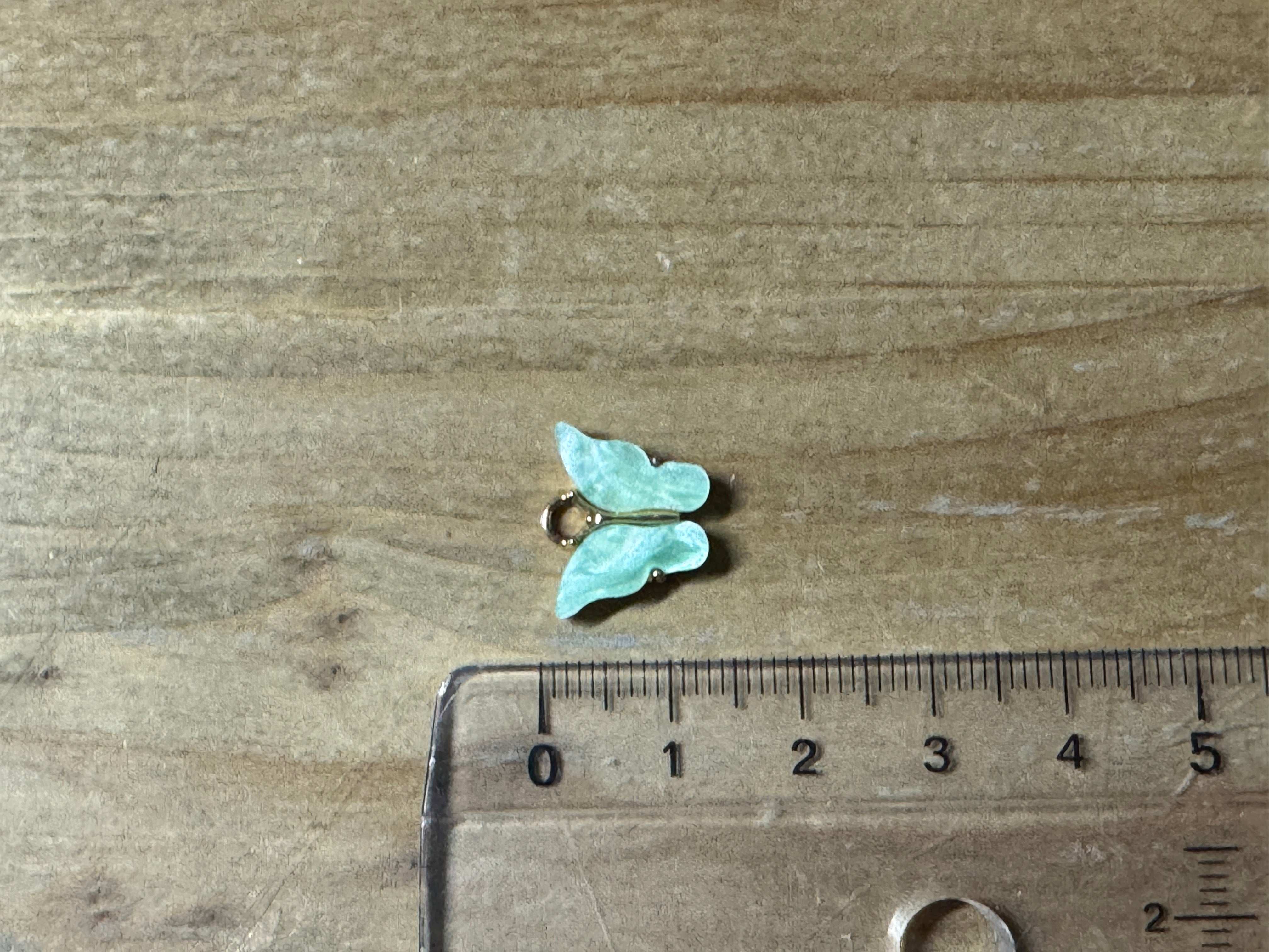 Anhänger Resin "Schmetterling", Farbe light pastel mint, gold