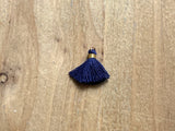 Anhänger Quaste 1.5 cm, Farbe gold, navy