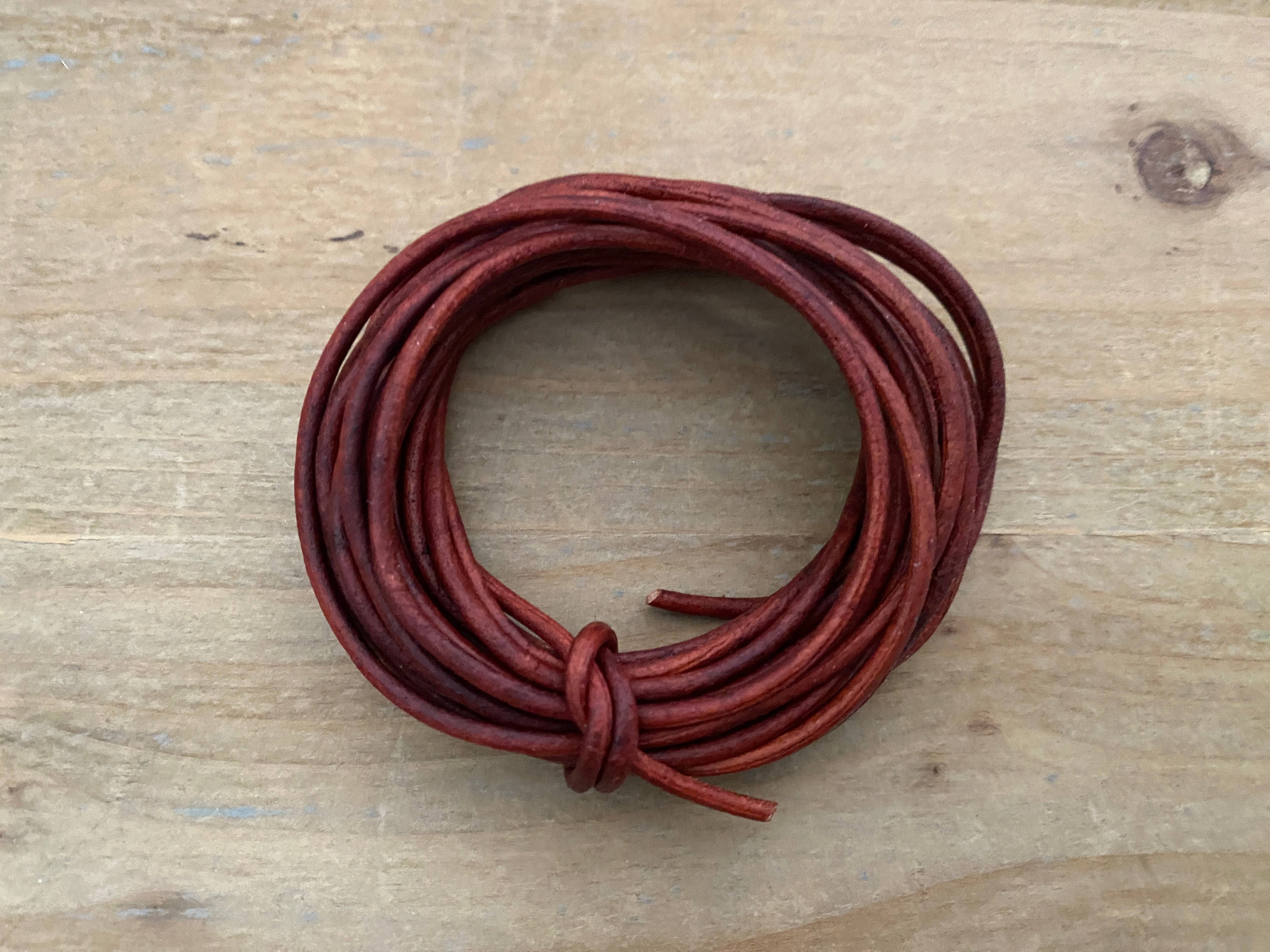Lederkordel rund 2 mm, Farbe 101 natural red brown