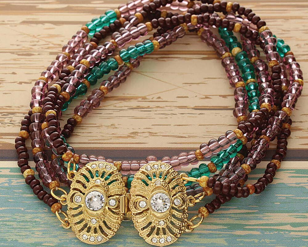SB_Generic_CZECHSEEDBEAD_JEWELRY_demo12_1k_d3a35e44-82a5-41e9-aea3-9a50617b6cbb.jpg