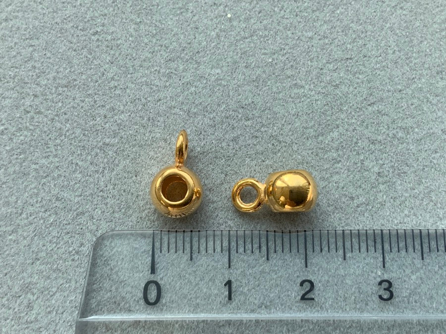 Perlina di metallo rotonda 7 mm con occhiello, dorata 