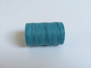 gewachstes Leinengarn / Irish Waxed Linen, Farbe 28 turquoise - bead&more