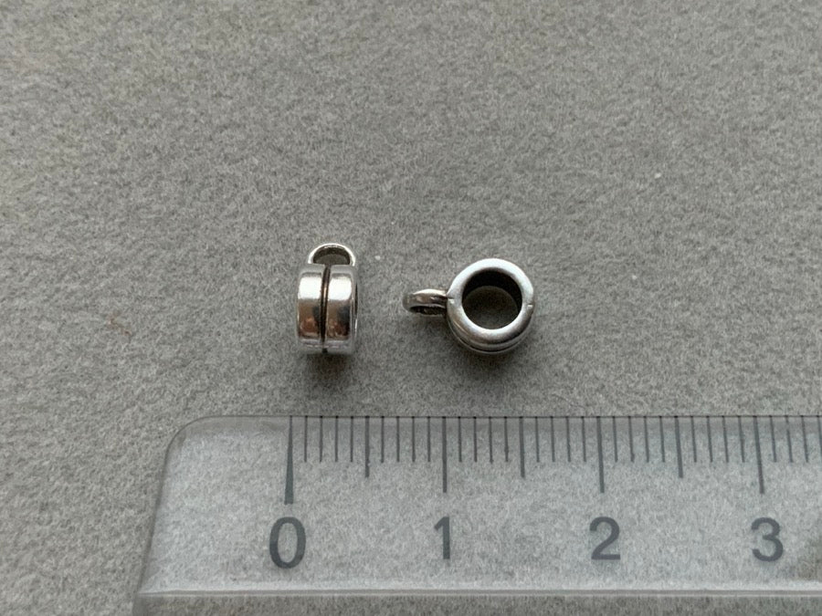Perle en métal "Line" Ø 6 mm avec oeillet, argent 