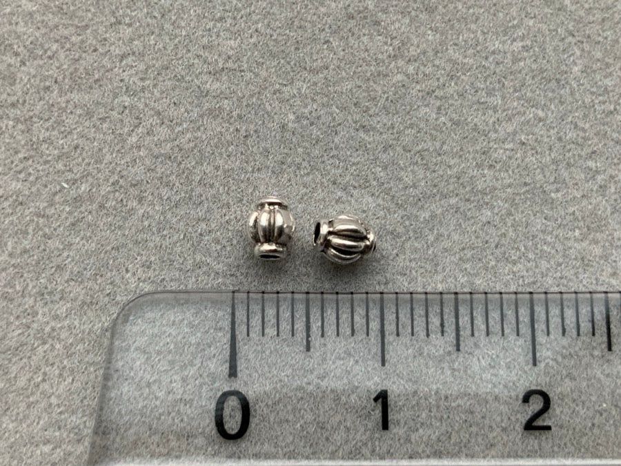Perle en métal "Lampion mini", argentée