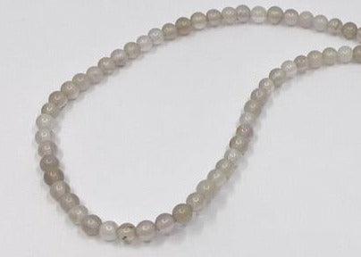 Naturstein Perlen Chalcedon (Quarz) und Achat 6 mm - Farbe milky greige - bead&more