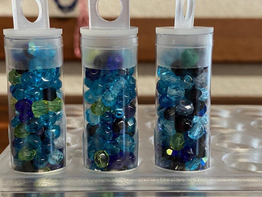 Glasschliffperlen 4mm, Farbe Mix Blue 05 - bead&more