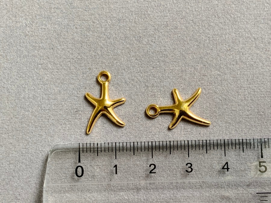 Pendentif en métal "étoile de mer", couleur or