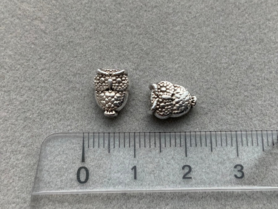 Perlina di metallo "Gufo", argento antico