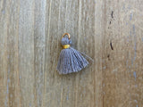Ciondolo nappa 1,5 cm, colore oro, grigio