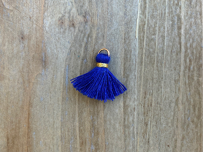 Pendentif pompon 1,5 cm, couleur or, bleu