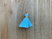 Pompon pendentif 1,5 cm, couleur or, bleu clair