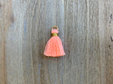 Ciondolo nappa 1,5 cm, colore oro, pesca