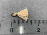 Anhänger Mini-Quaste 1 cm, Farbe gold, peach