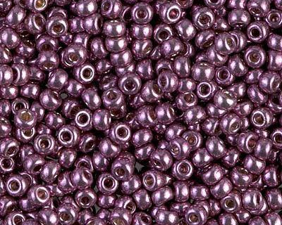 0 Round Seed Bead, Farbe Duracoat Galv Eggplant - bead&more