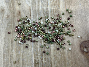 Delica Glasperlen 11/0 - Mix Olive Garden - bead&more