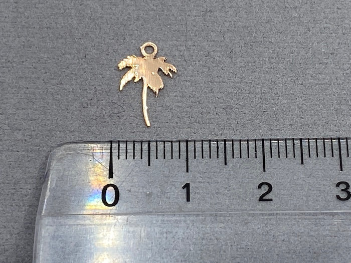 Ciondolo in metallo "palma" 12 mm, colore oro rosa