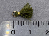 Anhänger Mini-Quaste 1 cm, Farbe gold, olive