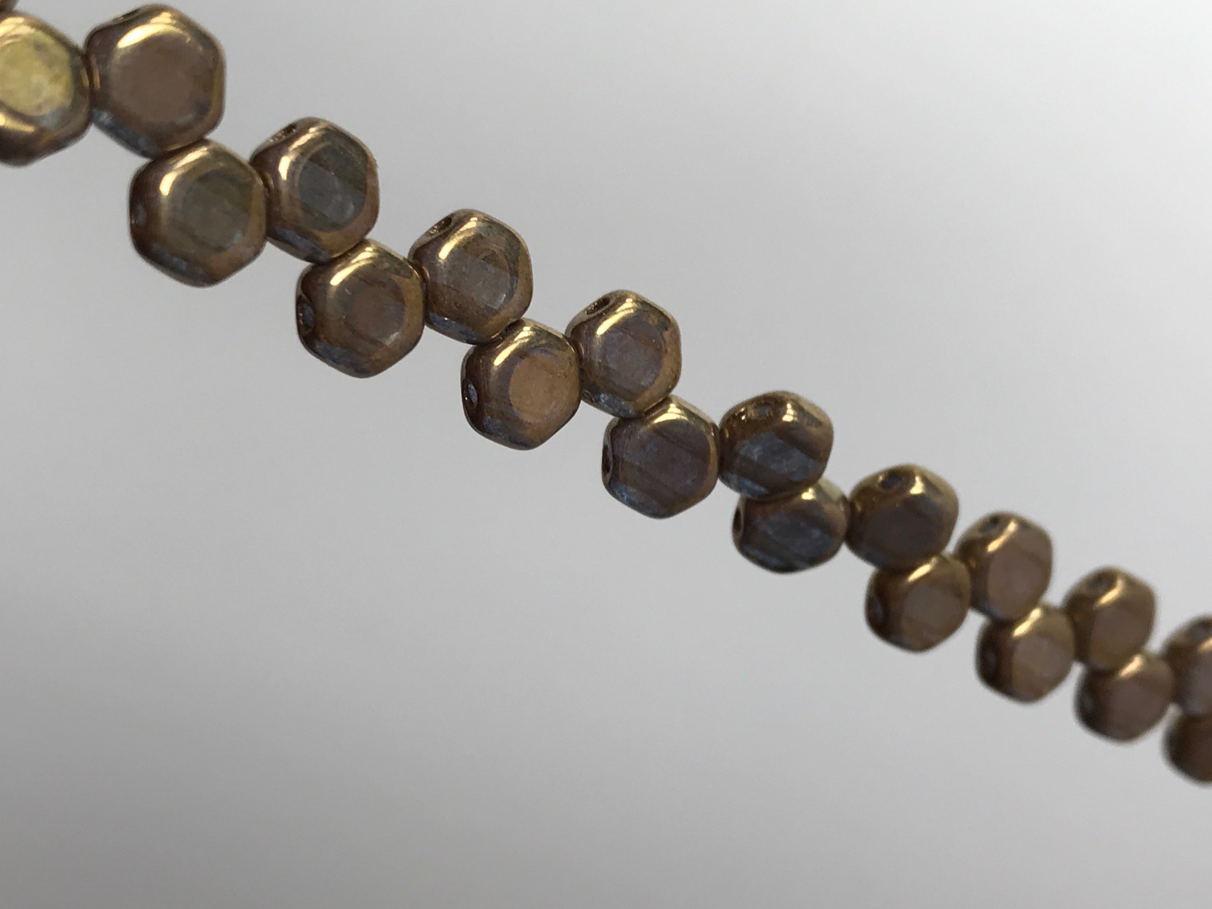 HONEYCOMB 6MM, Farbe 33 CRYSTAL BRONZE - bead&more