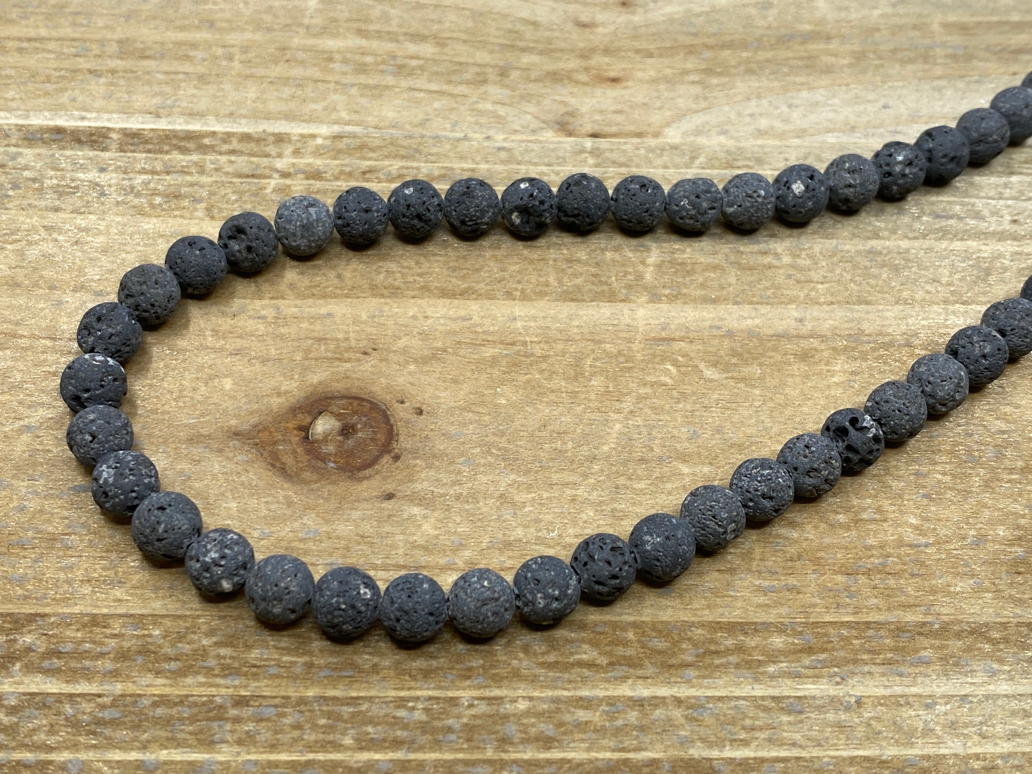 Perles de lave 6 mm - couleur anthracite mat