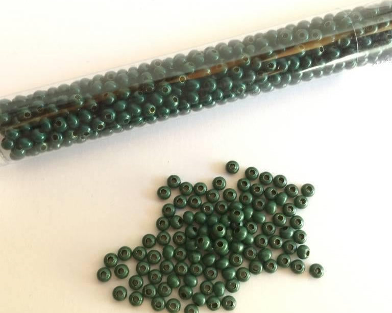 0 - Heavy Metal Seed Beads - dark green - bead&more