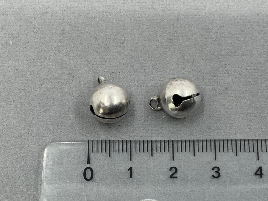 Pendentif «cloche» en métal, 13 mm, couleur argent