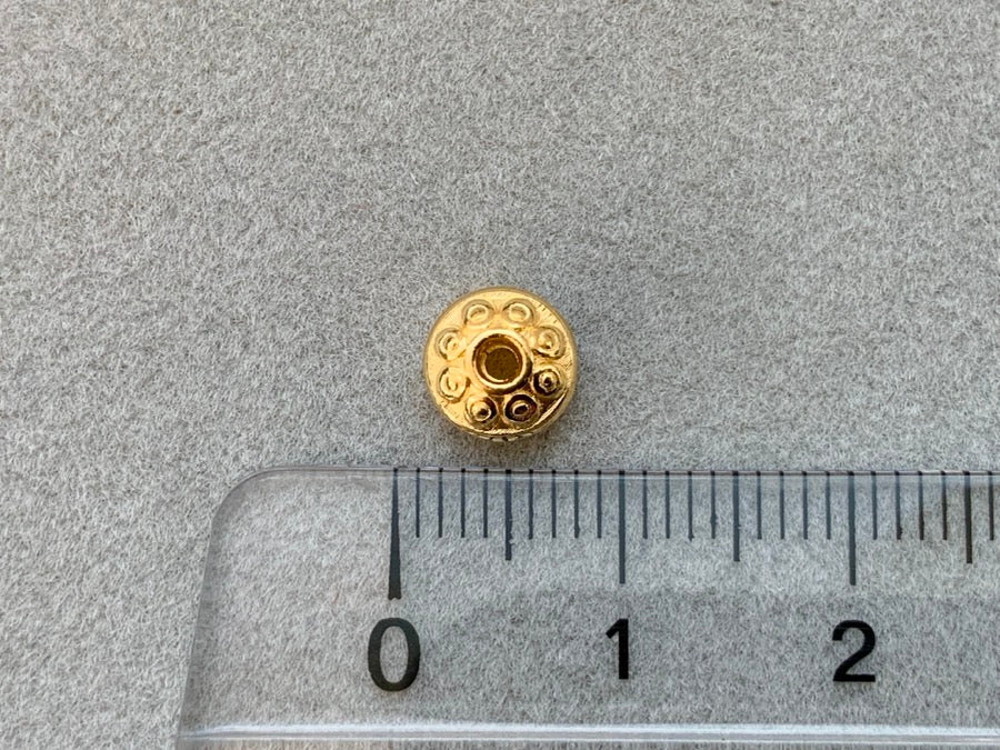 Perle en métal "Disc Ornament", dorée