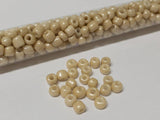 Rocailles Glasperlen ''Shabby'', 4mm, Farbe 10 beige 7g / ca. 90 Stk