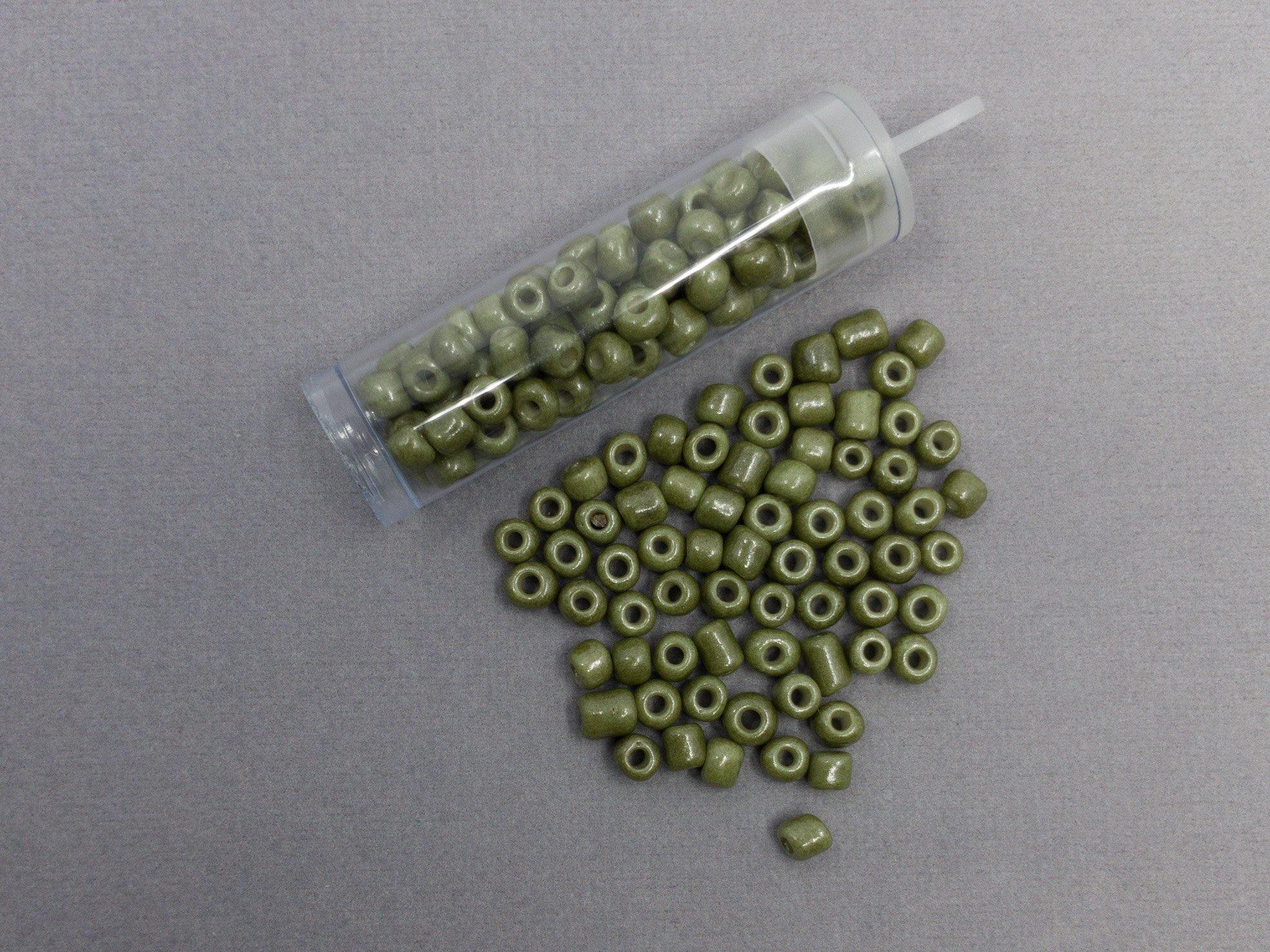 Rocailles Glasperlen ''Shabby'', 4mm, Farbe 142 olive 7g / ca. 90 Stk - bead&more