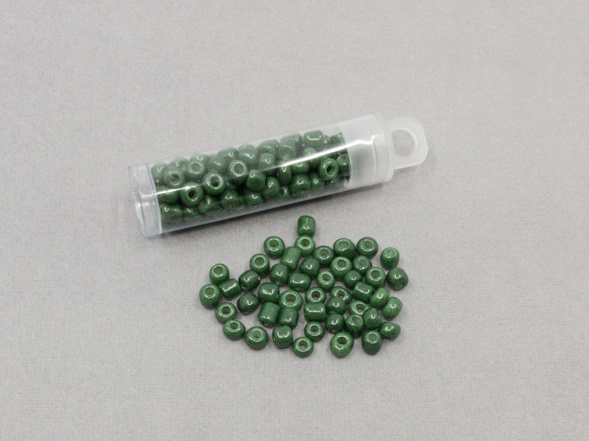 Rocailles Glasperlen ''Shabby'', 4mm, Farbe 151 green 7g / ca. 90 Stk - bead&more