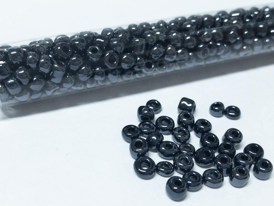Rocailles Glasperlen ''Shabby'', 4mm, Farbe 36 dark blue 7g / ca. 90 Stk - bead&more