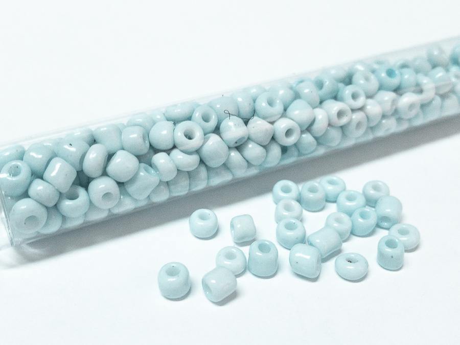 Rocailles Glasperlen ''Shabby'', 4mm, Farbe 39 pastel sky blue 7g / ca. 90 Stk - bead&more
