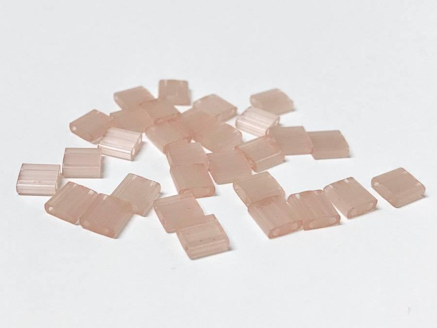 Tila Beads 5mm, Farbe 04 Silk Pale Pink - bead&more
